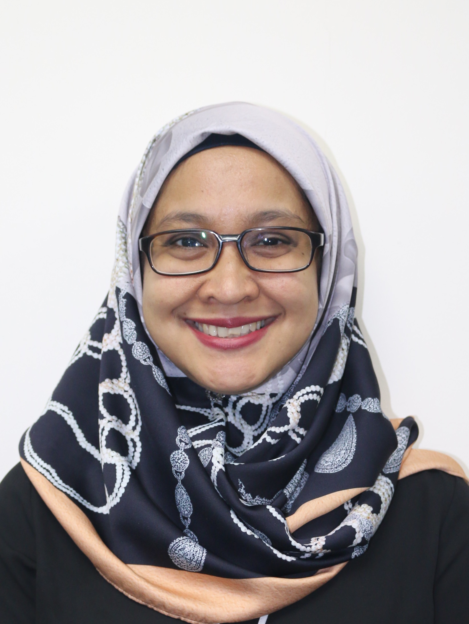 IZYANTI BINTI AWANG RAZLI