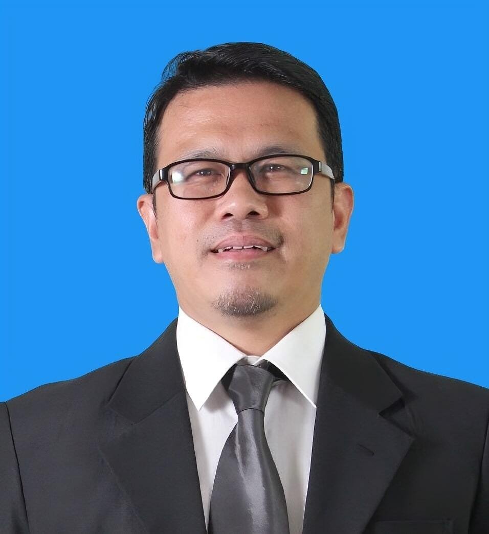 Dr. Rio Erismen Armen